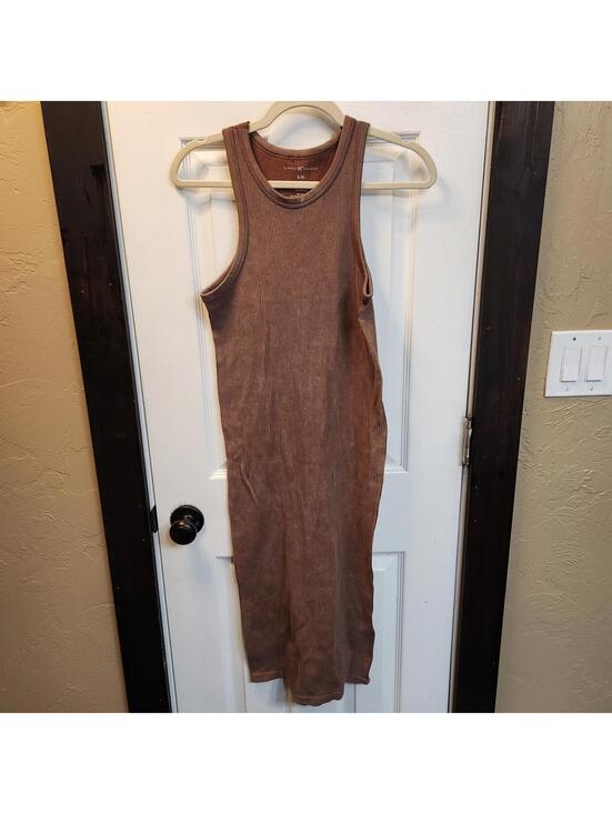 Almost Famous Dresses & Skirts - Almost Famous Brown Ribbed Sleeveless Bodycon Dress S/M